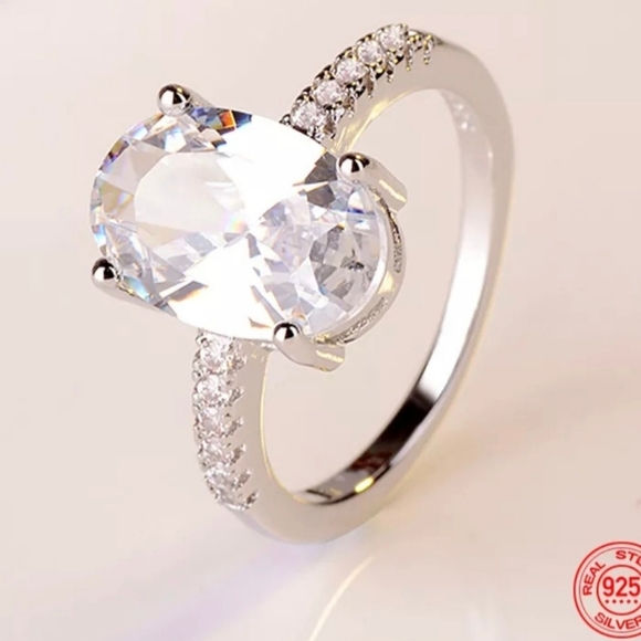 Sterling Silver Ring - Picture 3 of 13